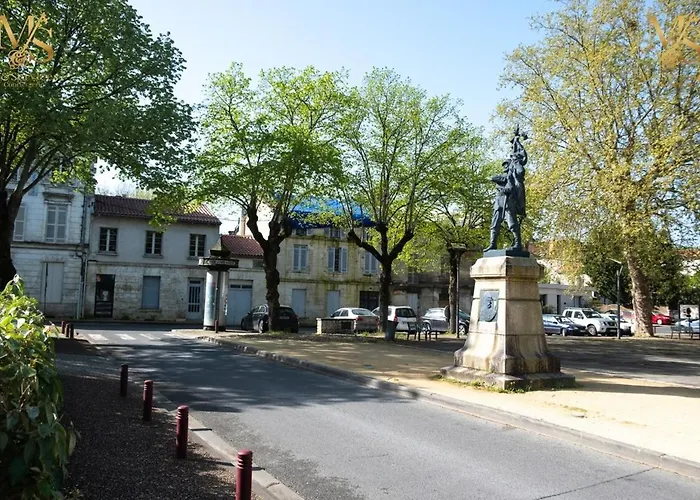 Charm And Elegance T2 In The Heart Of Riberac