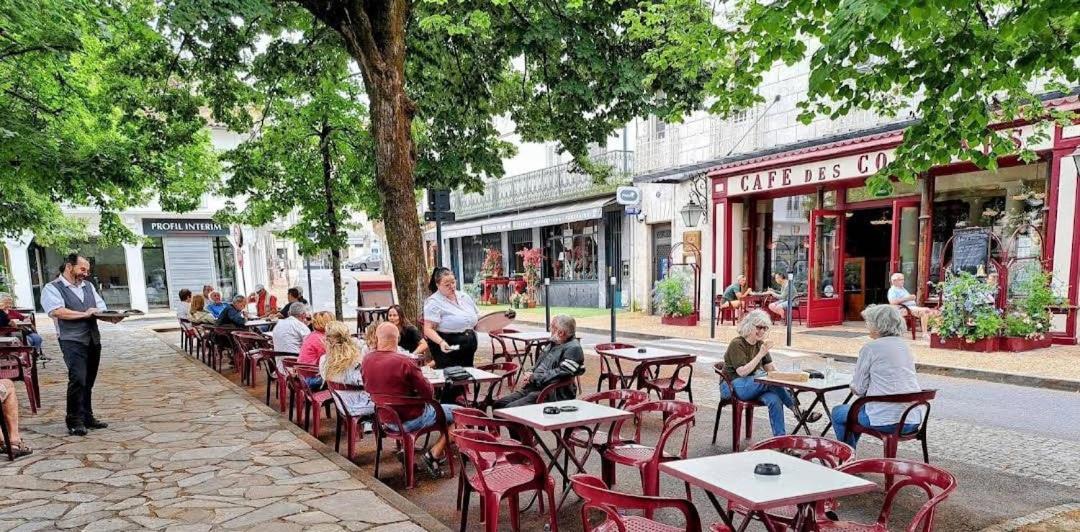 Charm And Elegance T2 In The Heart Of Riberac
